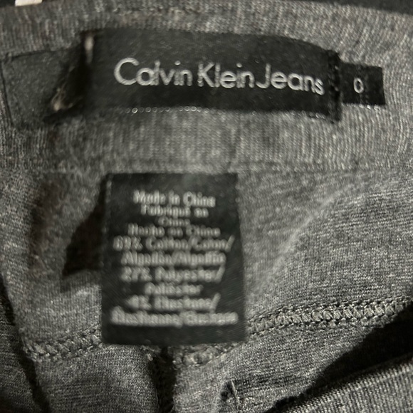 Calvin Klein gray slacks zipper front Size 0 - 28 inch in seam - Picture 3 of 7